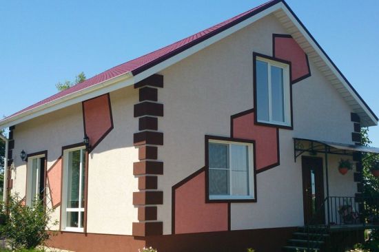 Покраска кирпичного фасада дома снаружи