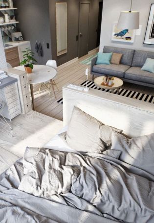 Кровать и диван в одной комнате