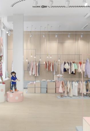 Дизайн детского магазина одежды