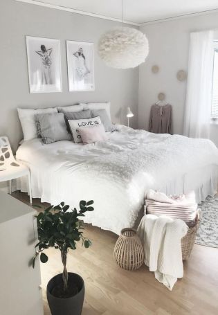 Белые кровати