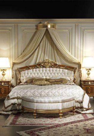 Золотая кровать
