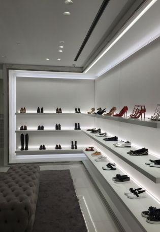 Дизайн магазина обуви