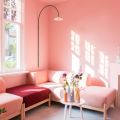 Комната в розовом цвете