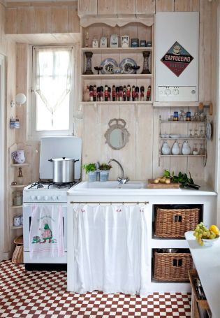 Интерьер маленькой кухни в финском доме