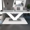 Дизайнерские обеденные столы с оригинальными ножками