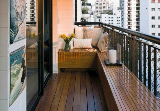 Декоративные рейки на балконе