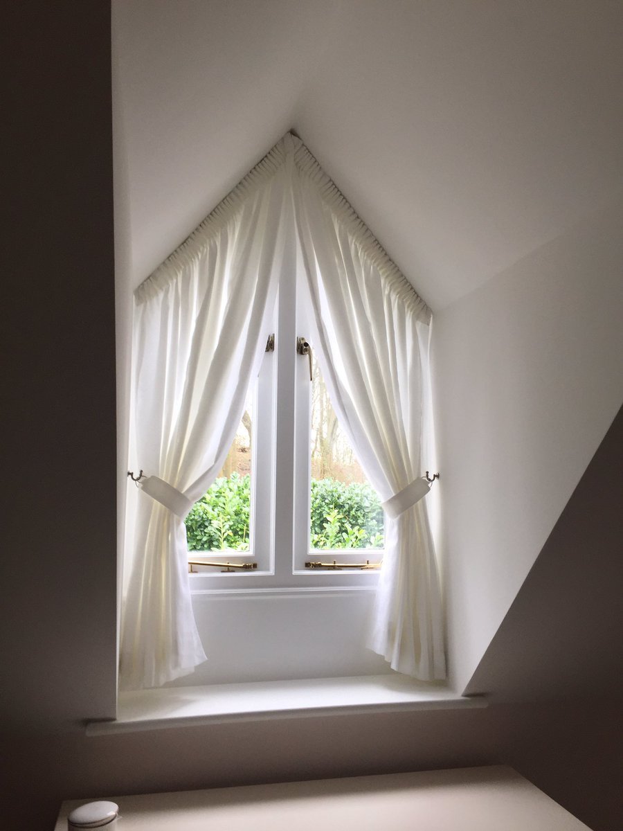 Фото шторы для треугольных окон фото