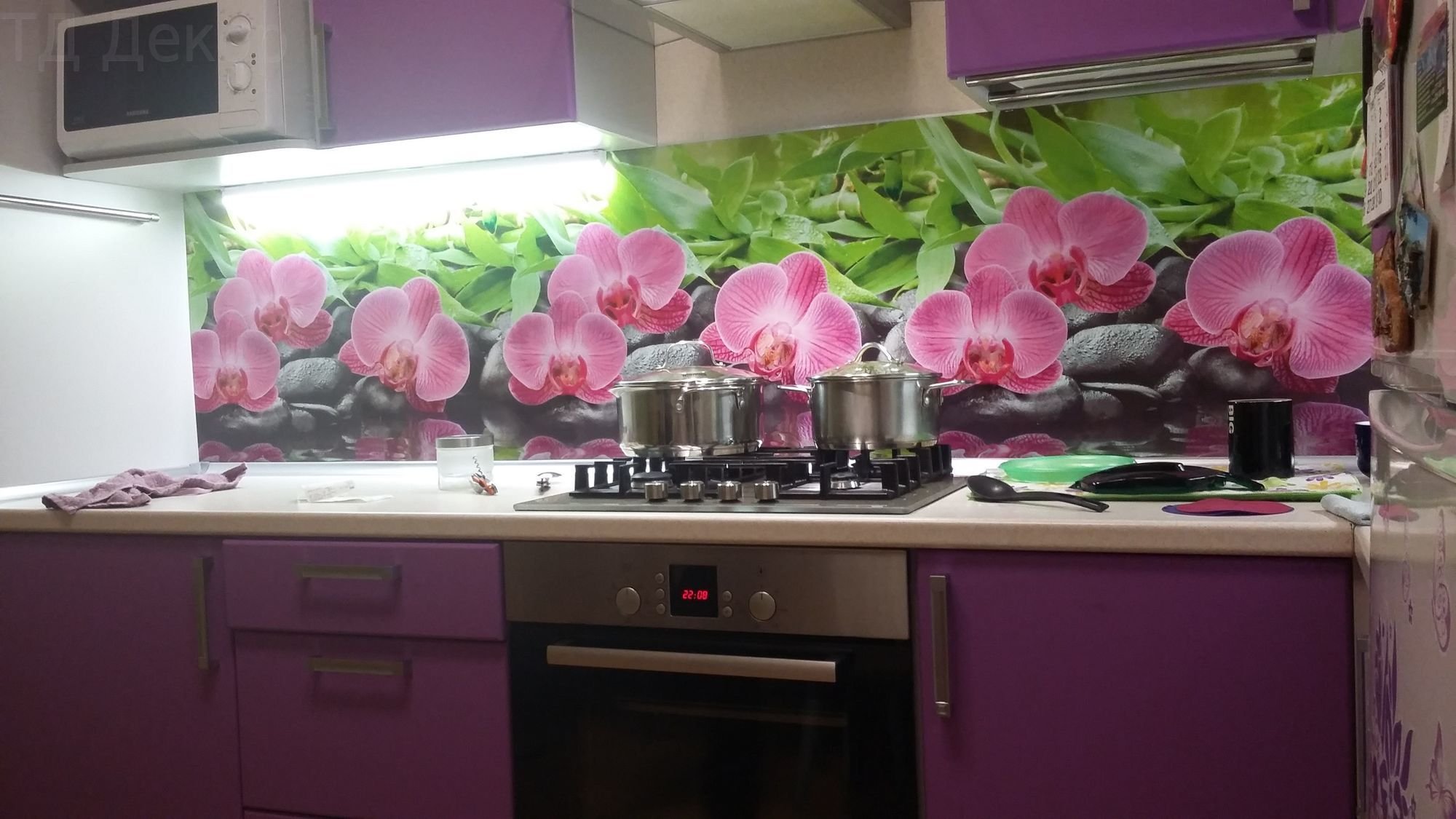 Фартук орхидея. Кухонный фартук на стену. Фартук для кухни «Орхидея». Фартук на кухню варианты. Кухонный фартук орхидеи.