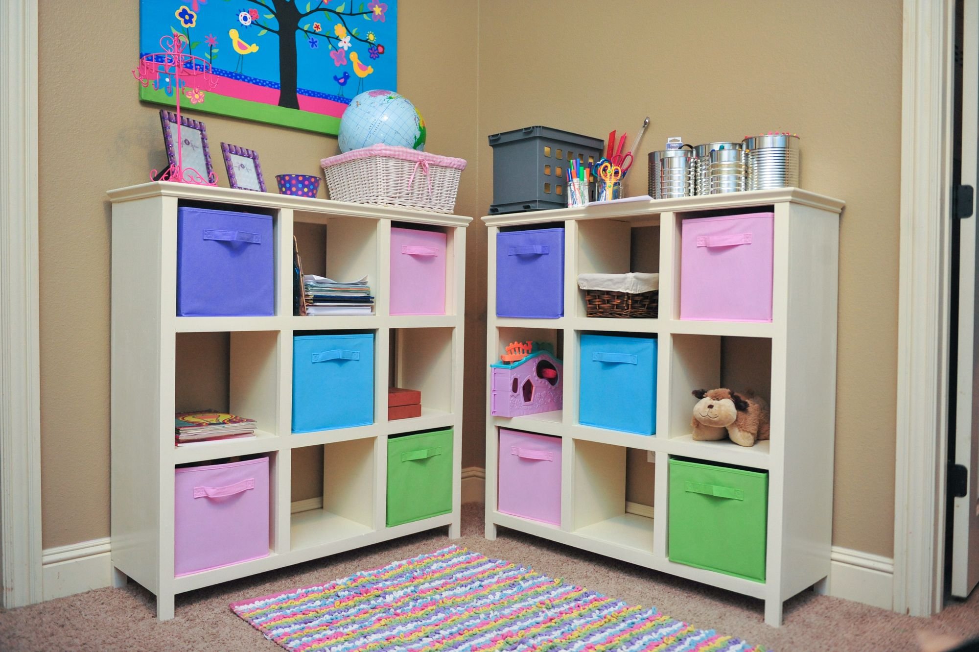 Мебель для книг и игрушек. Стеллаж для игрушек. Шкаф для игрушек. Стеллаж для детской комнаты. Стеллаж для игрушек в детский сад.