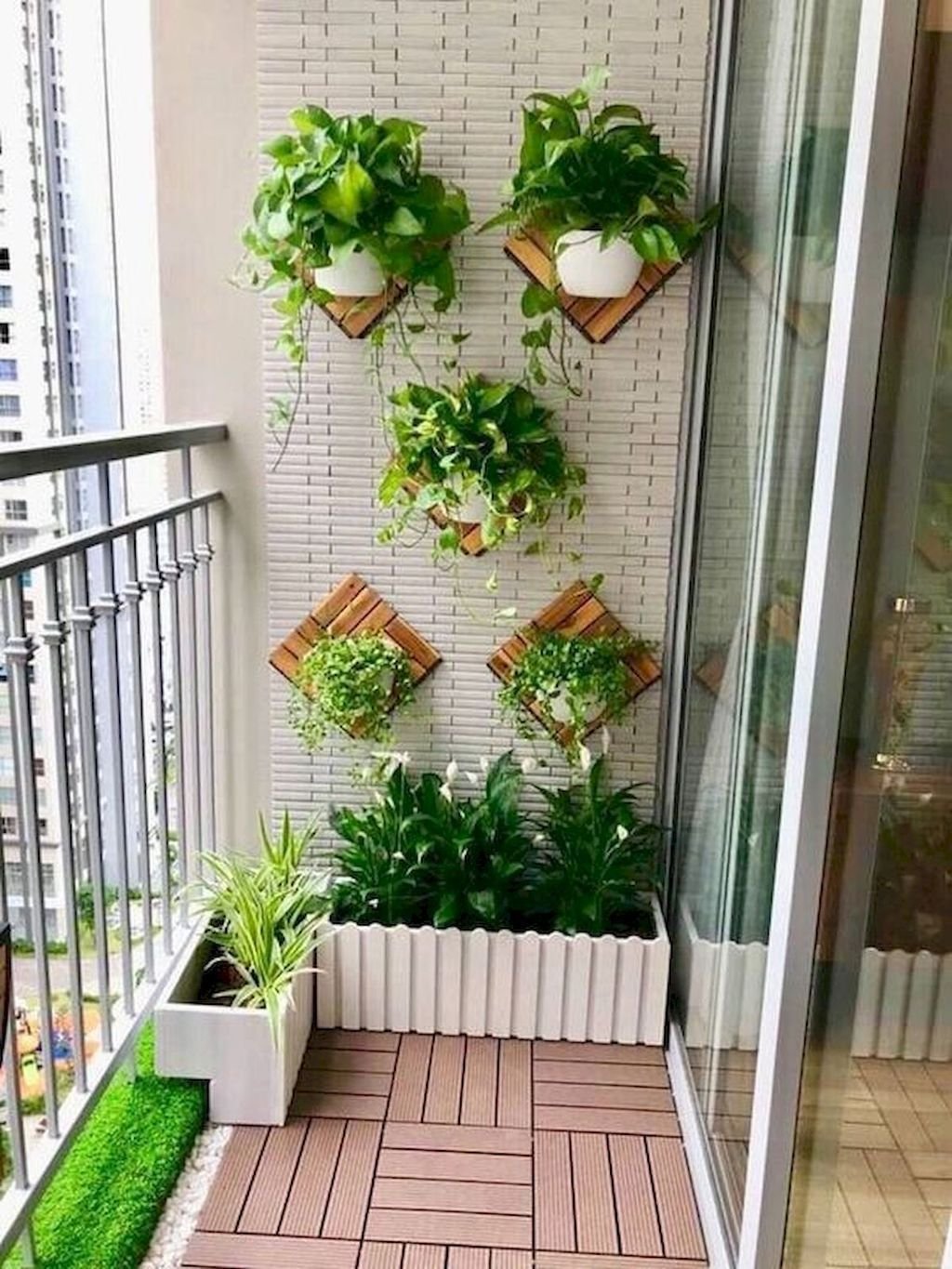 Balcony gardening. Зеленая стена на балконе. Цветы на балконе. Озеленение балконов и лоджий. Вертикальное Озеленение балкона.