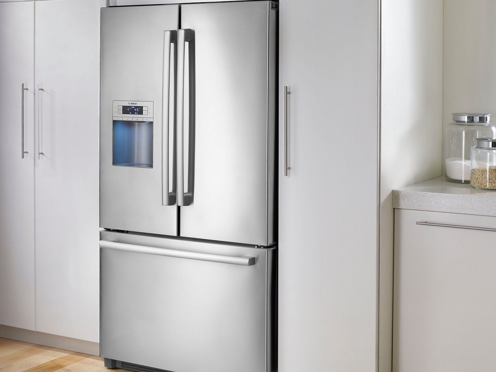 Холодильник 25 градусов. Холодильник двухстворчатый бош. Холодильник бош двухдверный. Холодильник French Door шириной 80 см. Холодильник Сайд бай Сайд высота Bosch.