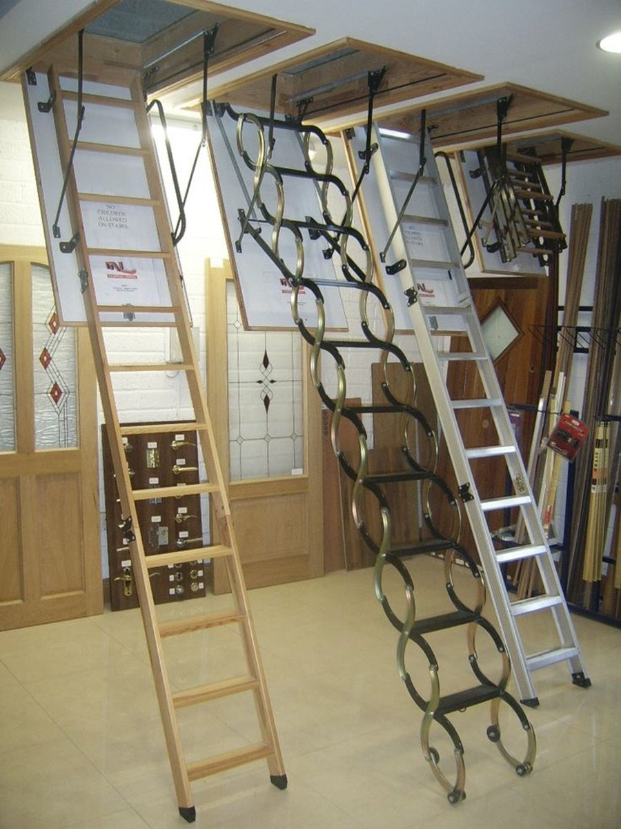 Люк с лестницей леруа. Лестница-люк Loft Ladder. Чердачная лестница на чердак. Потолочная лестница. Выдвижная лестница на мансарду.