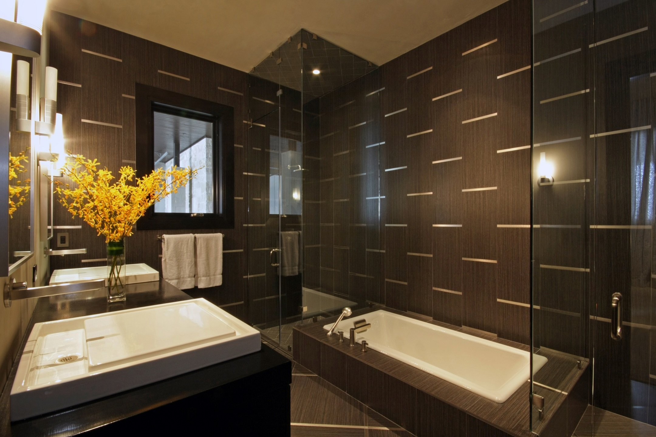 Ванна дизайн коричневая. Стильная ванная комната. Современная ванная комната. Ванная в коричневых тонах. Ванная в коричневом цвете.