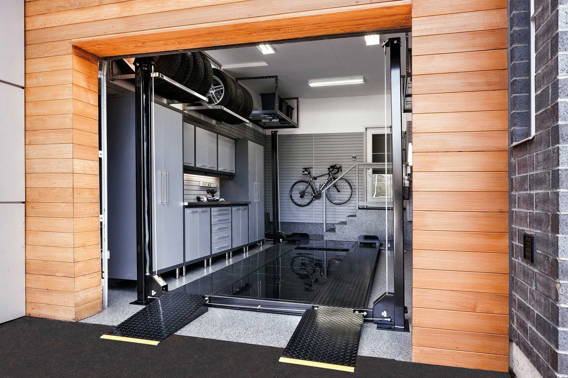 Идеальный гараж. Дизайнерская отделка гаража. Обустройство гаража. Отделка гаража внутри. Стильная отделка гаража.