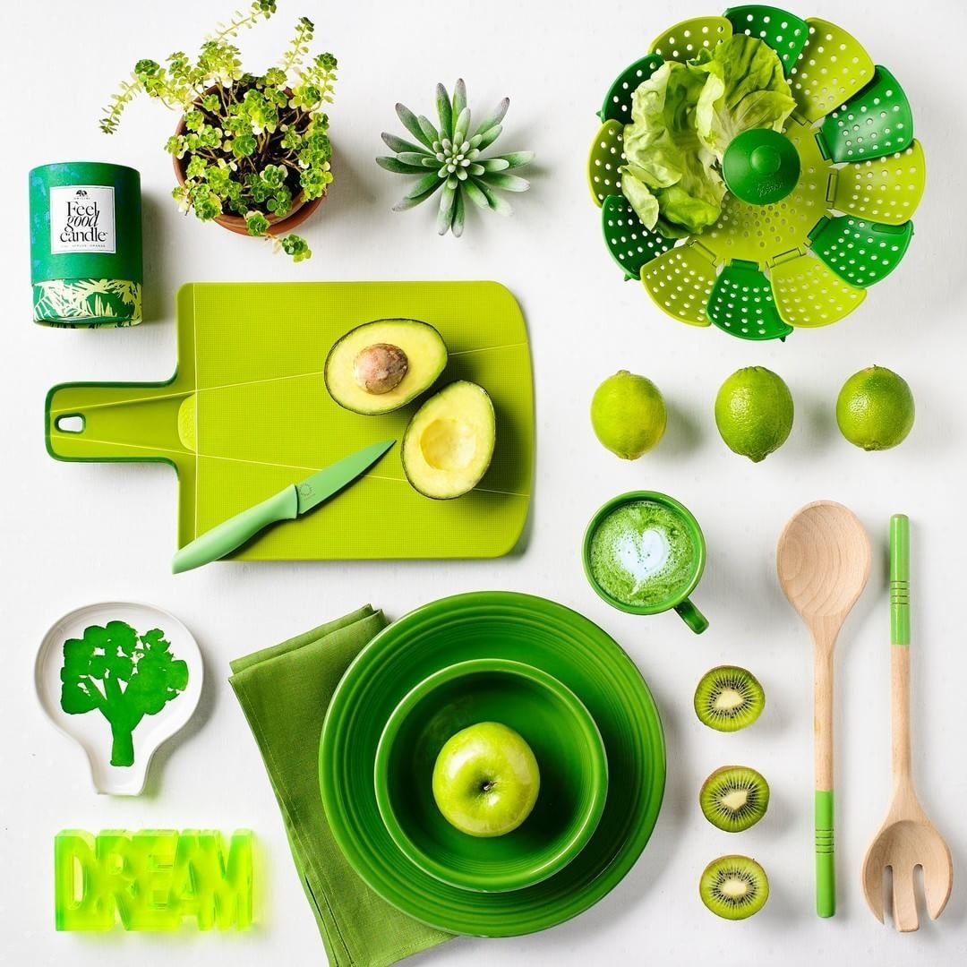 Зеленые предметы. Предметы зеленого цвета. Предметы салатового цвета. Зеленая кухонная утварь.