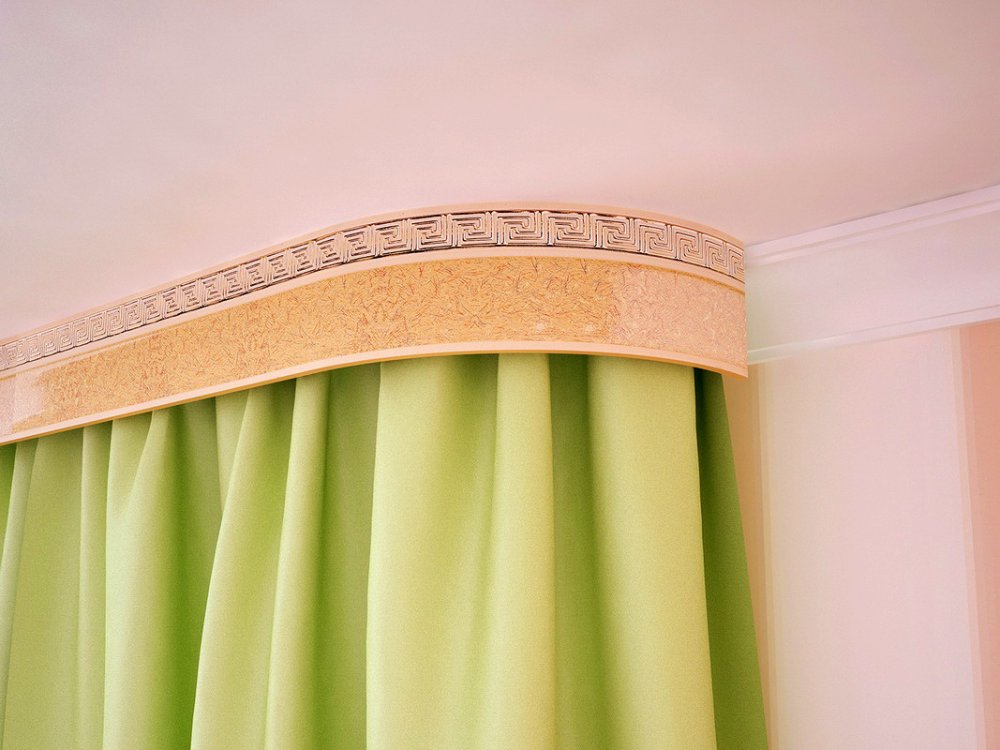 Карниз Легранд потолочный деревянный