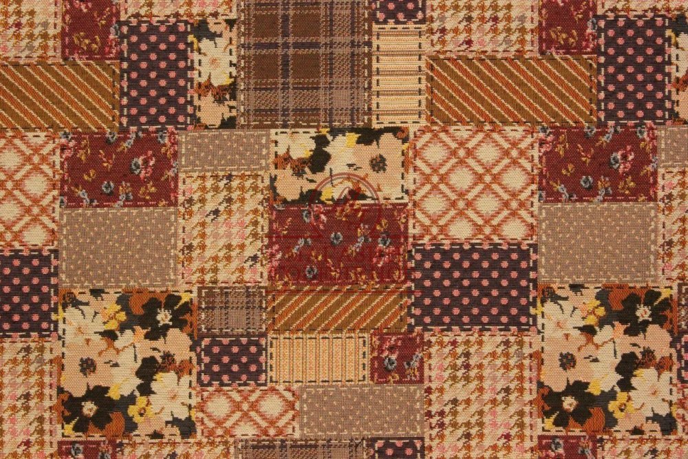 Лоскутное одеяло из полосок ткани