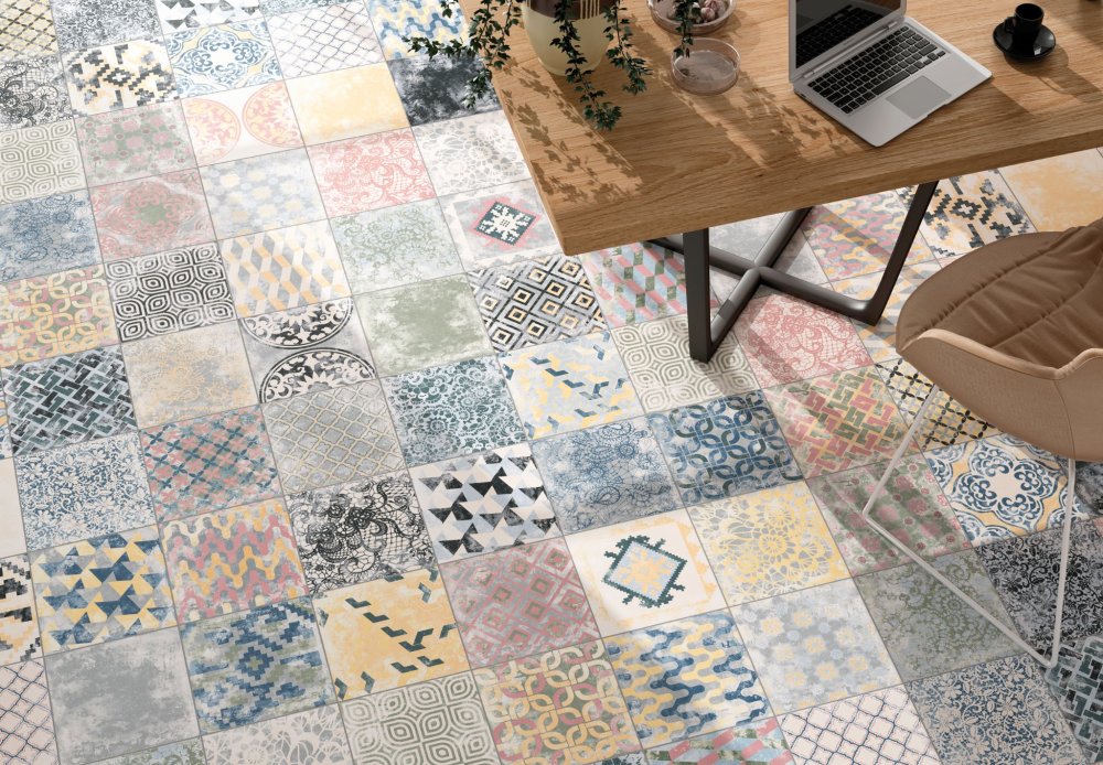 Плитка пэчворк в коридоре текстура