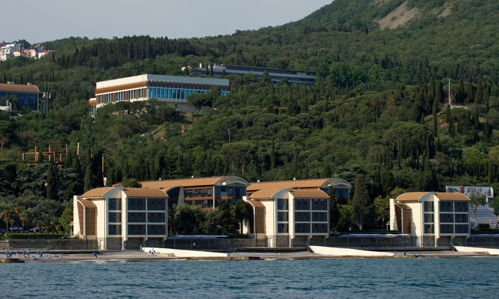 Корпуса лагеря морского Артек