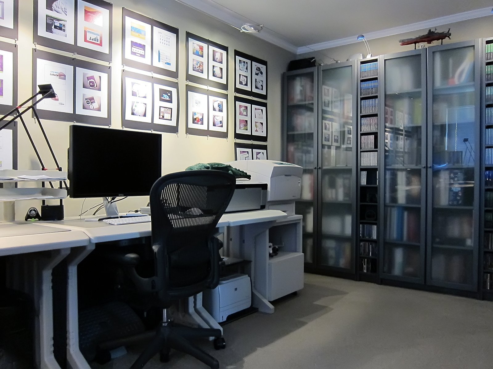 My shop кабинет. The офис. Дизайн рабочего места. Рабочий кабинет программиста. Офис программистов.