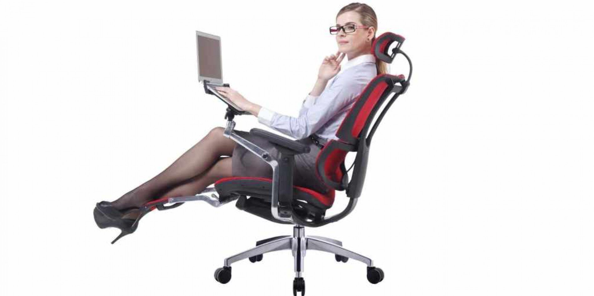 Правильное кресло. Кресло для ноутбука. Кресло с подставкой для ноутбука. Компьютерный стул с подставкой для ноутбука. Лежачее компьютерное кресло.